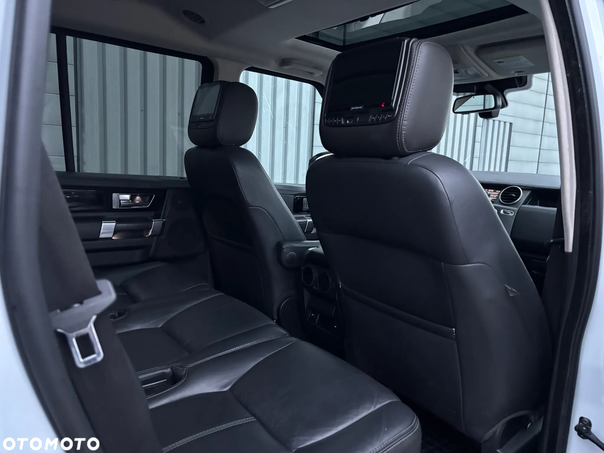 Land Rover Discovery IV 3.0 V6 SC Landmark - 17