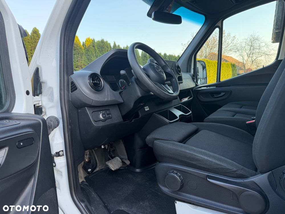 Mercedes-Benz eSprinter - 8