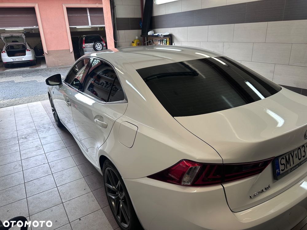 Lexus IS 250 F Sport - 8