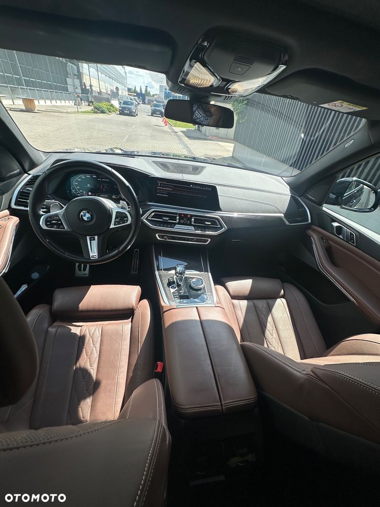 BMW X5 M M50i - 4