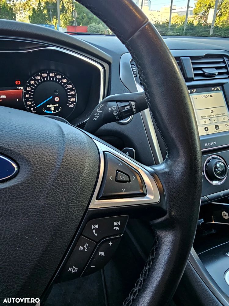 Ford Mondeo 1.5 EcoBoost Titanium - 32