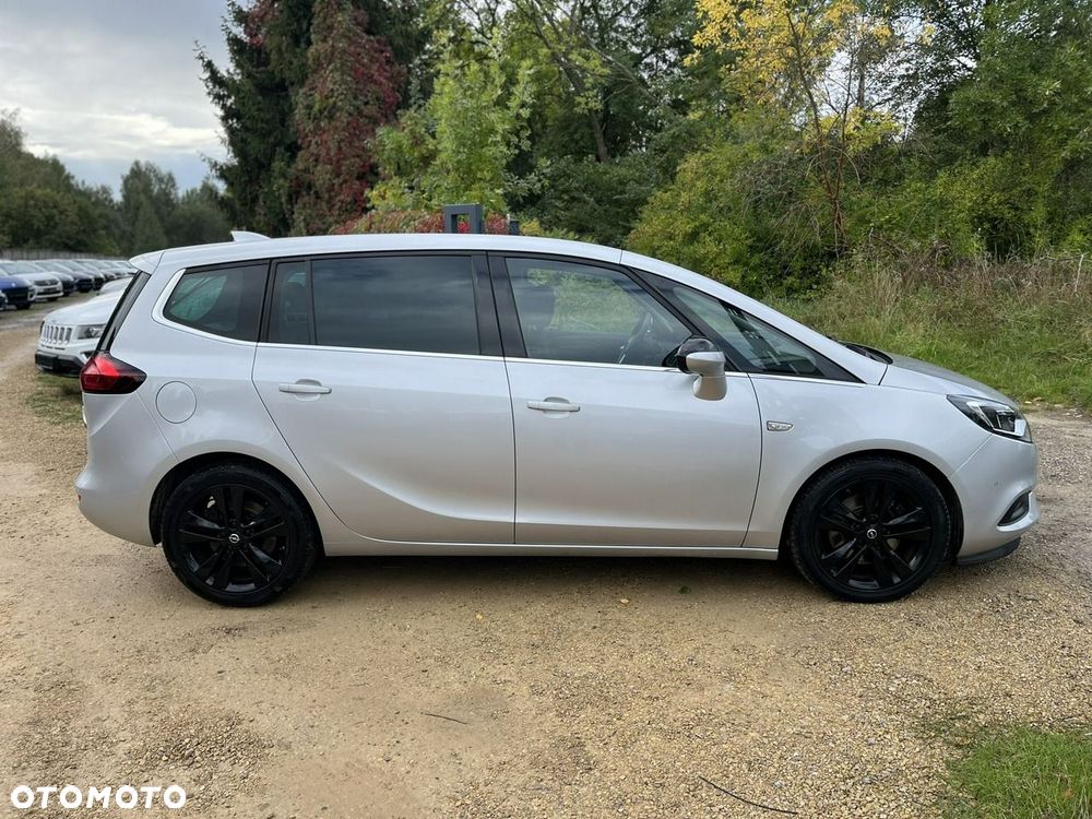 Opel Zafira - 8