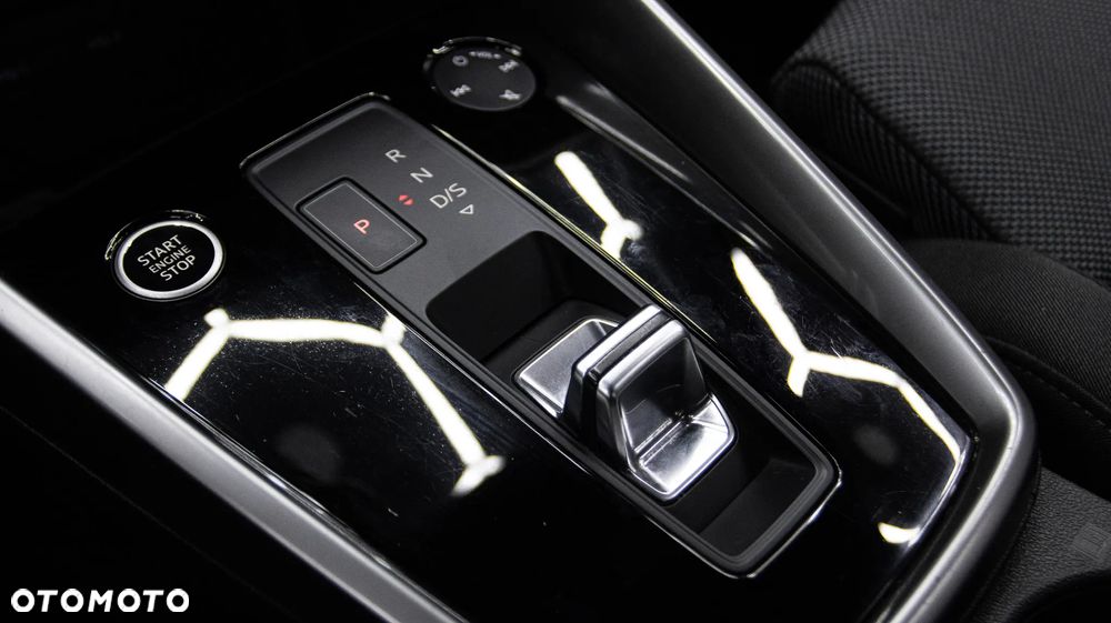 Audi A3 Limousine 35 TFSI mHEV S Line S tronic - 20