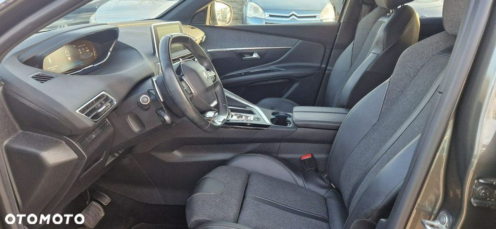Peugeot 3008 - 32