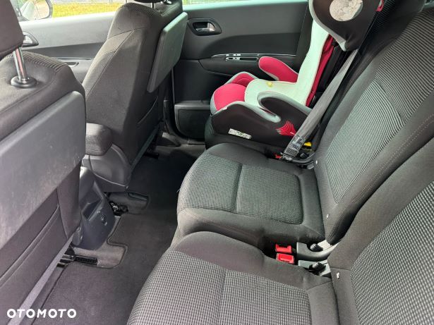 Peugeot 5008 2.0 HDi Premium - 37