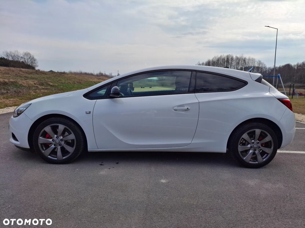 Opel Astra 1.7 CDTI DPF - 10