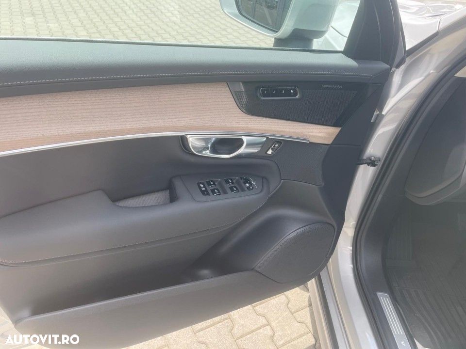 Volvo XC 90 B5 AWD MHEV Ultra Bright - 15