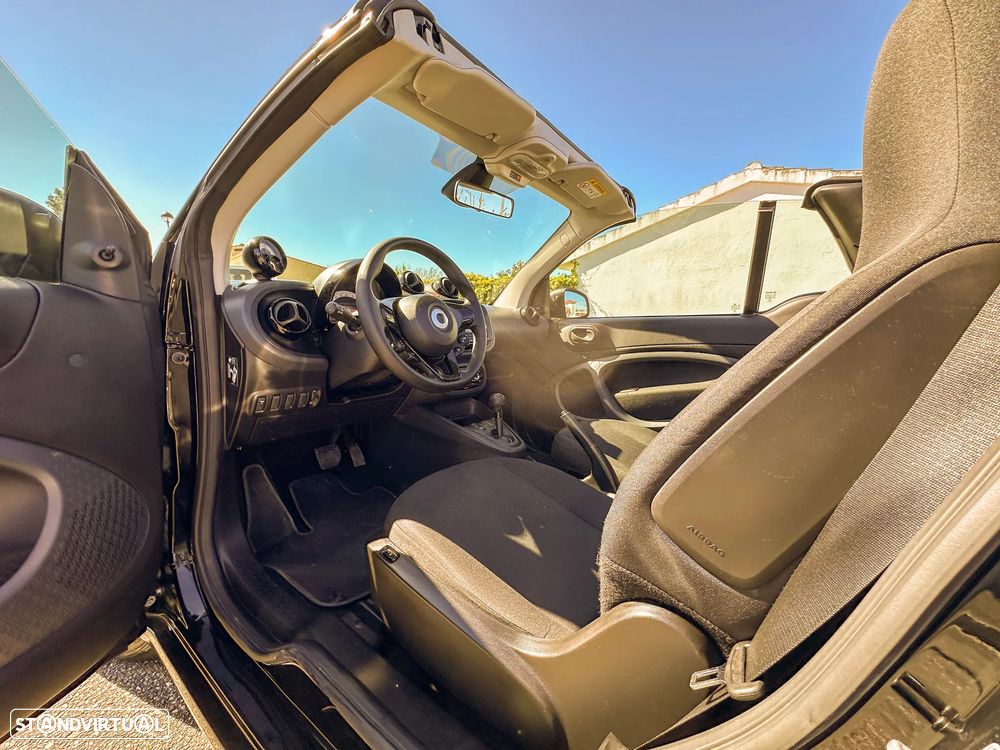 Smart Fortwo Cabrio EQ passion - 11