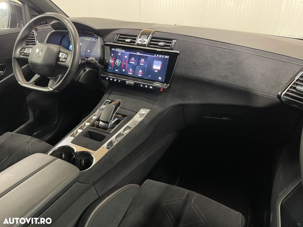 DS Automobiles DS 7 Crossback DS7 1.6 PHeV FWD 225 EAT8 PERFORMANCE LINE + - 8