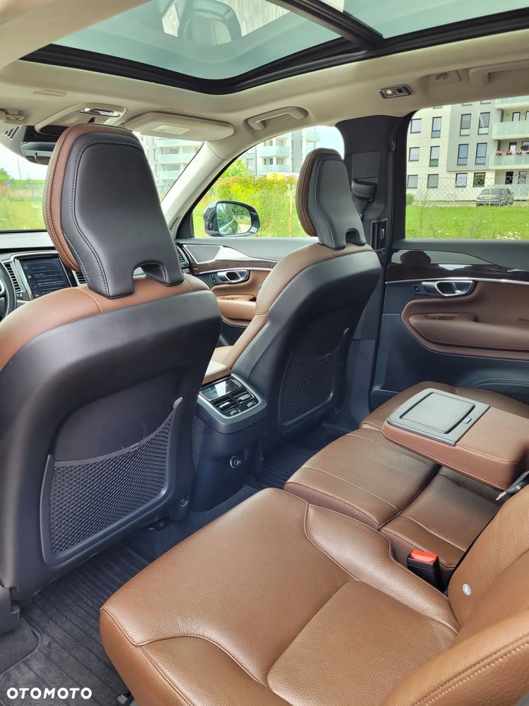 Volvo XC 90 - 15