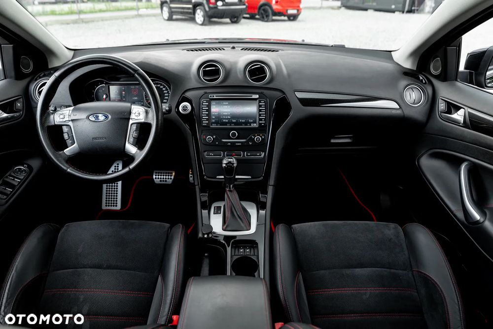 Ford Mondeo 2.0 EcoBoost Titanium S - 29