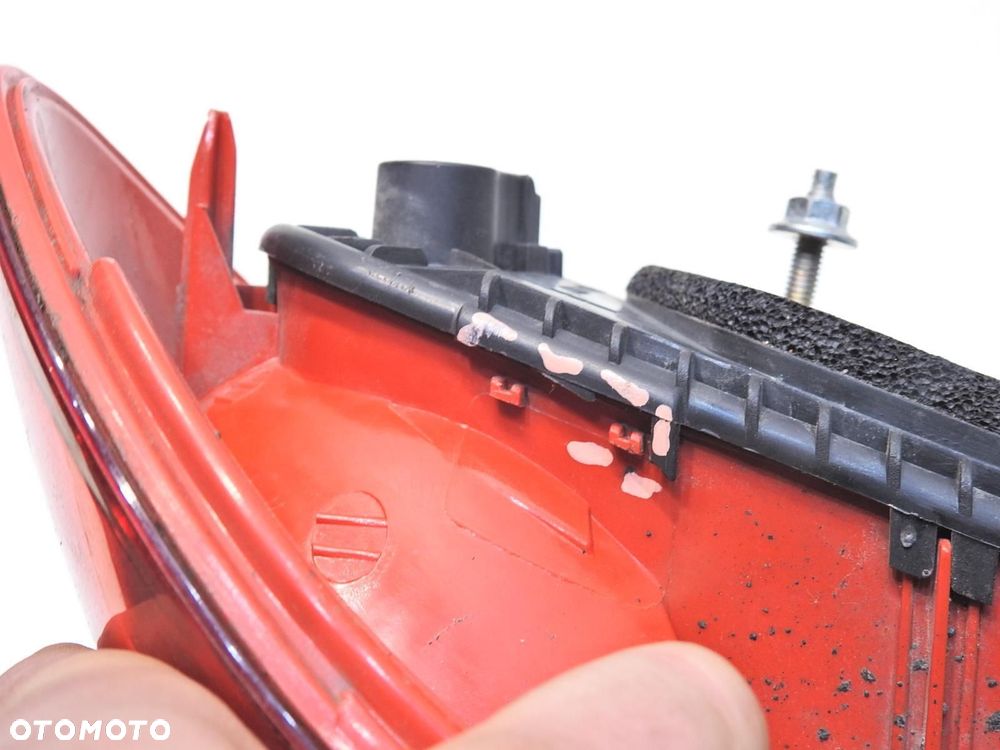 LAMPA PRAWA TYLNA TYŁ TOYOTA AYGO I 81550-0H020 - 7