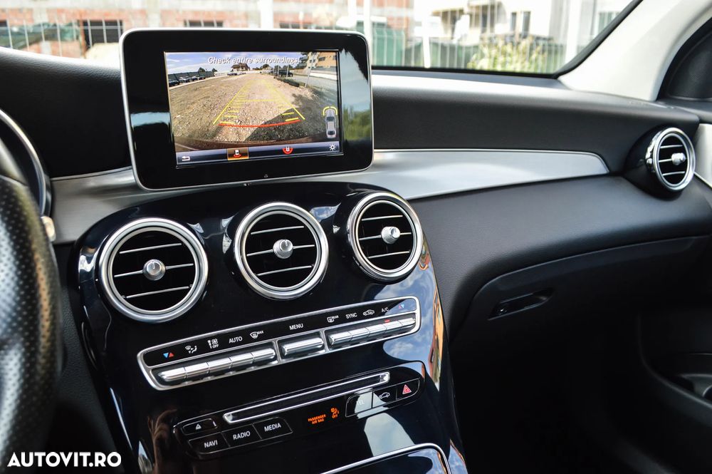 Mercedes-Benz GLC Coupe 220 d 4Matic 9G-TRONIC AMG Line - 8