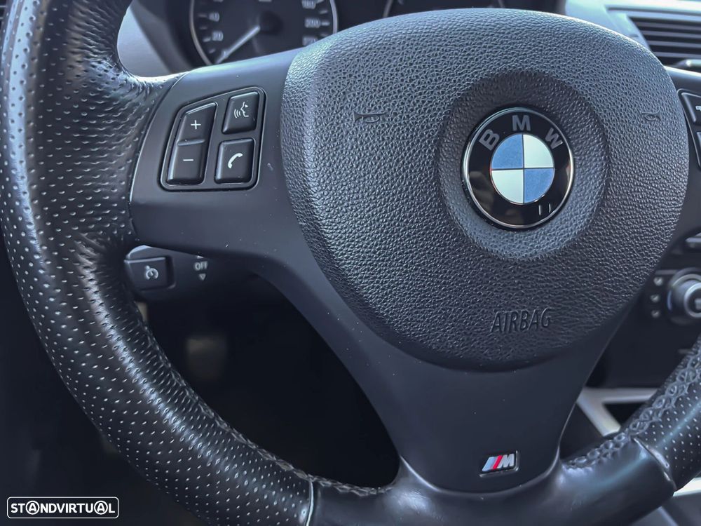 BMW 118 d Pack M - 13