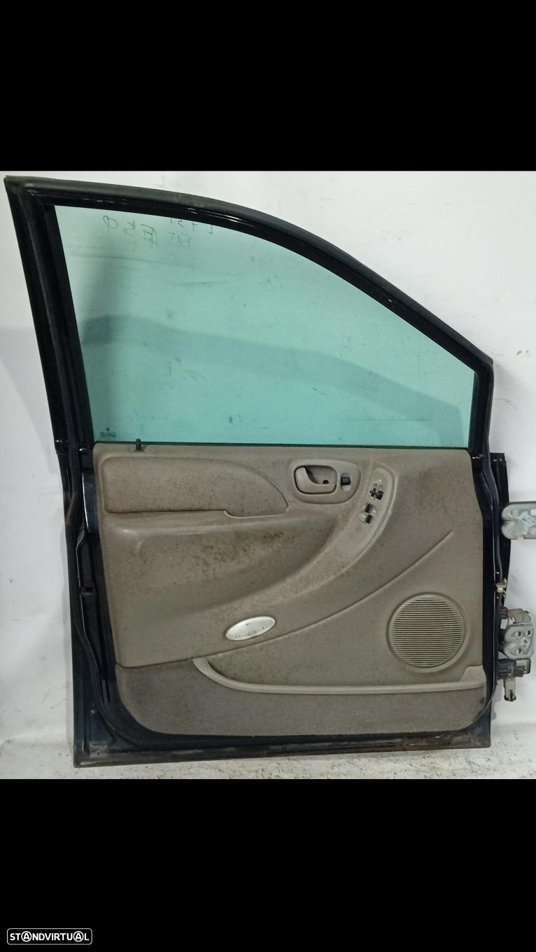 Porta frente esquerda CHRYSLER Voyager IV (RG, RS) - 2