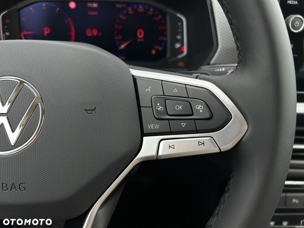 Volkswagen T-Cross - 17
