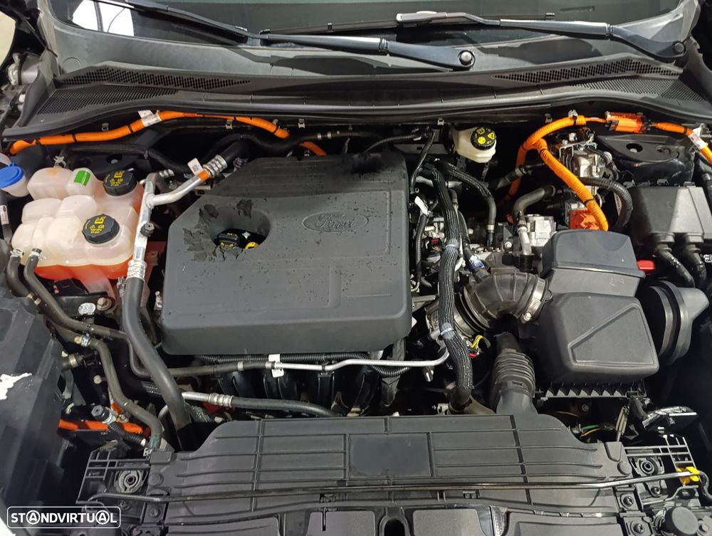 Ford Kuga 2.5 PHEV ST-Line X - 23