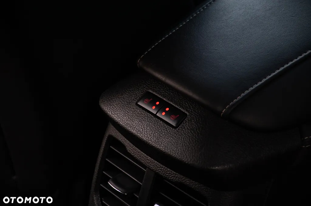 Ford Mondeo Turnier 2.0 TDCi PowerShift-Aut Allrad Vignale - 19