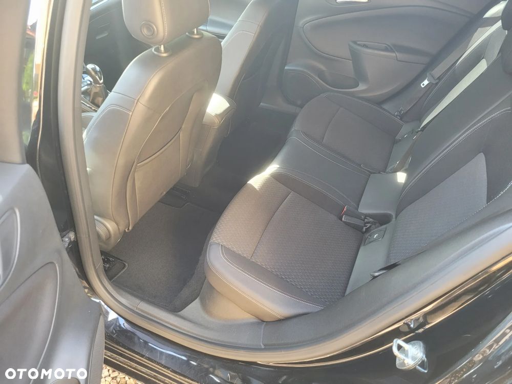 Opel Astra 1.4 Turbo Start/Stop Innovation - 19