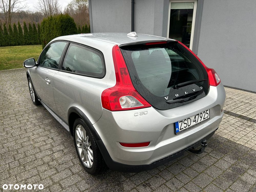 Volvo C30 1.6 Momentum - 21