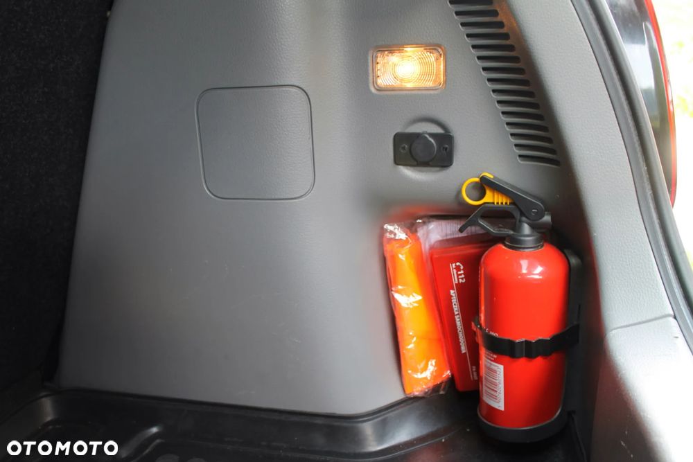 Suzuki SX4 1.6 Comfort 4WD - 27
