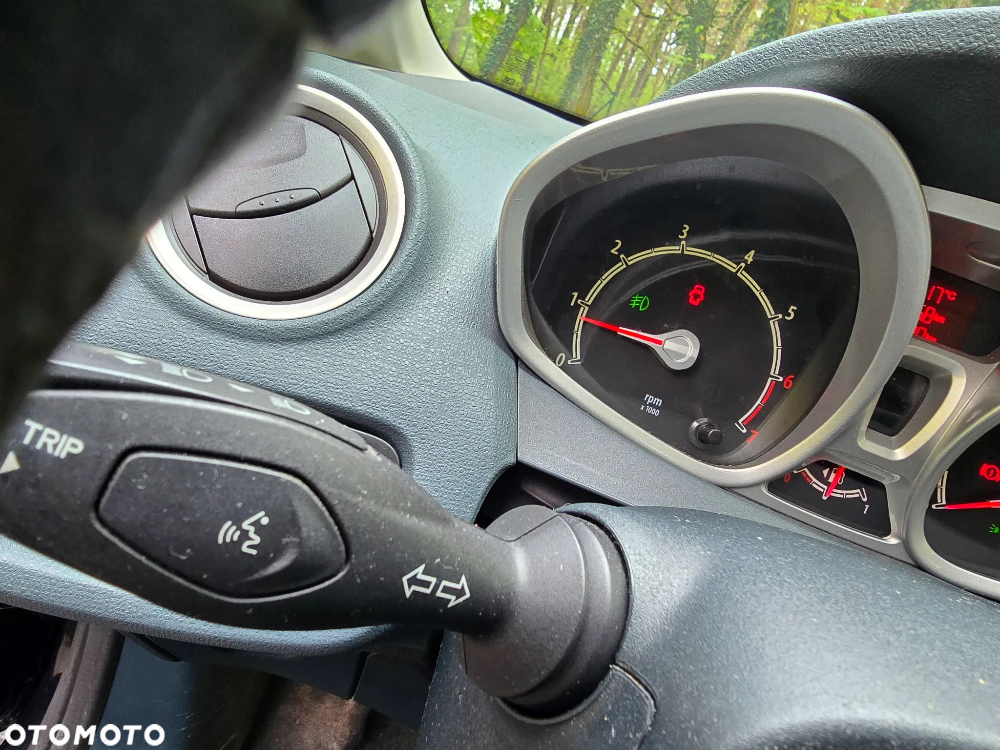 Ford Fiesta 1.6 Titanium - 29