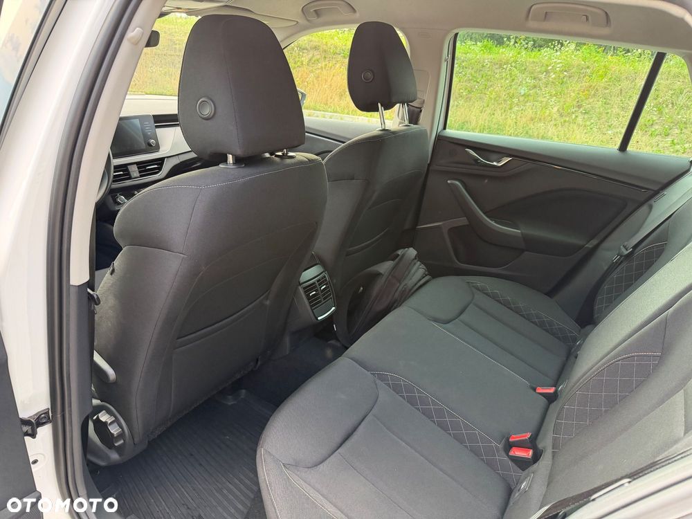 Skoda Kamiq 1.0 TSI Ambition - 11