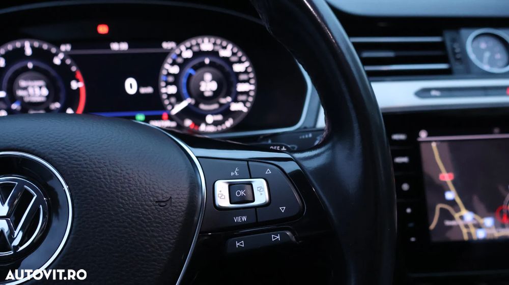 Volkswagen Passat Variant 2.0 TDI DSG (BlueMotion Technology) Highline - 15