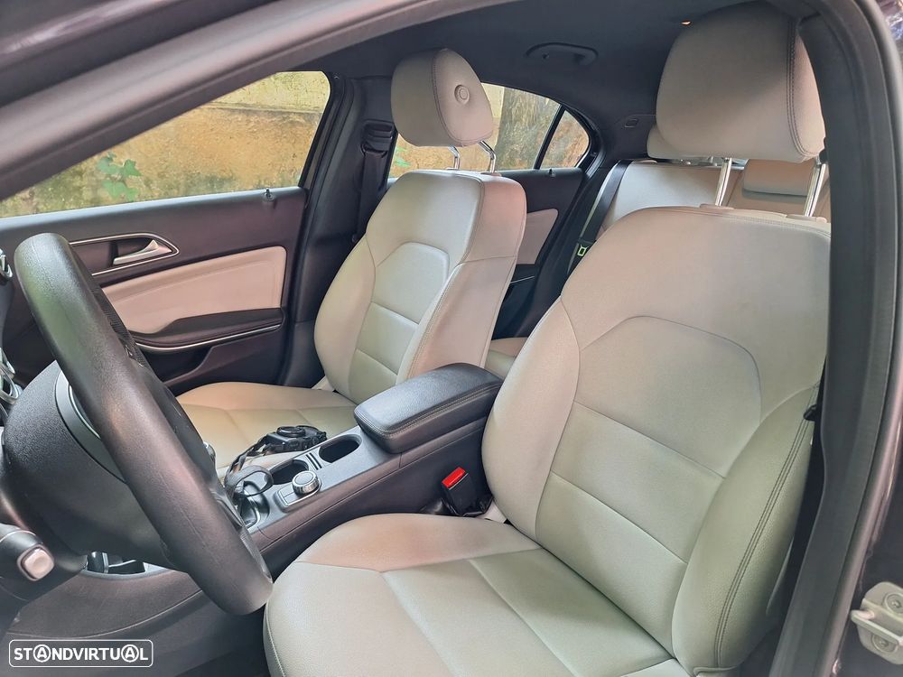 Mercedes-Benz A 180 CDI BE Edition Urban - 23