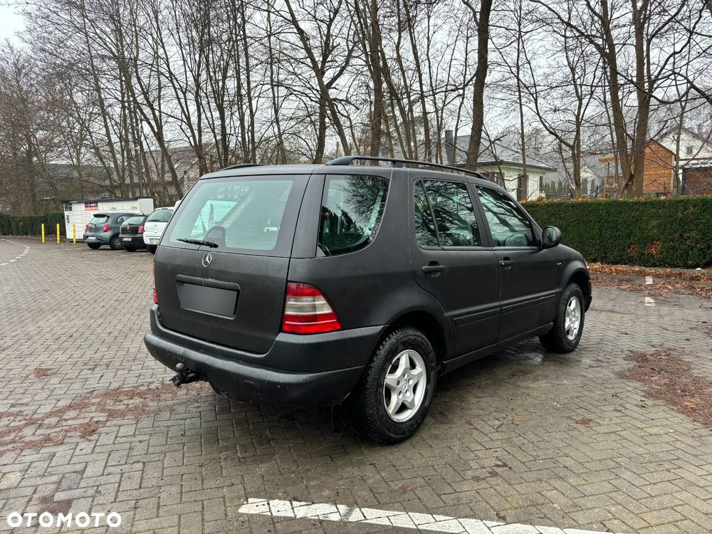 Mercedes-Benz ML 320 - 5