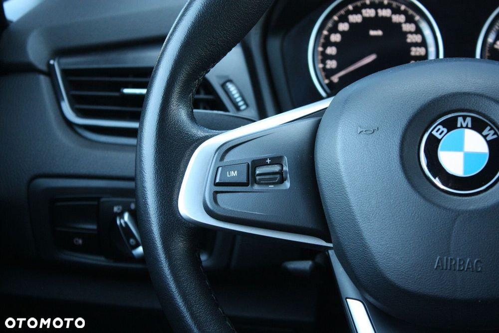 BMW Seria 2 218i GPF - 27