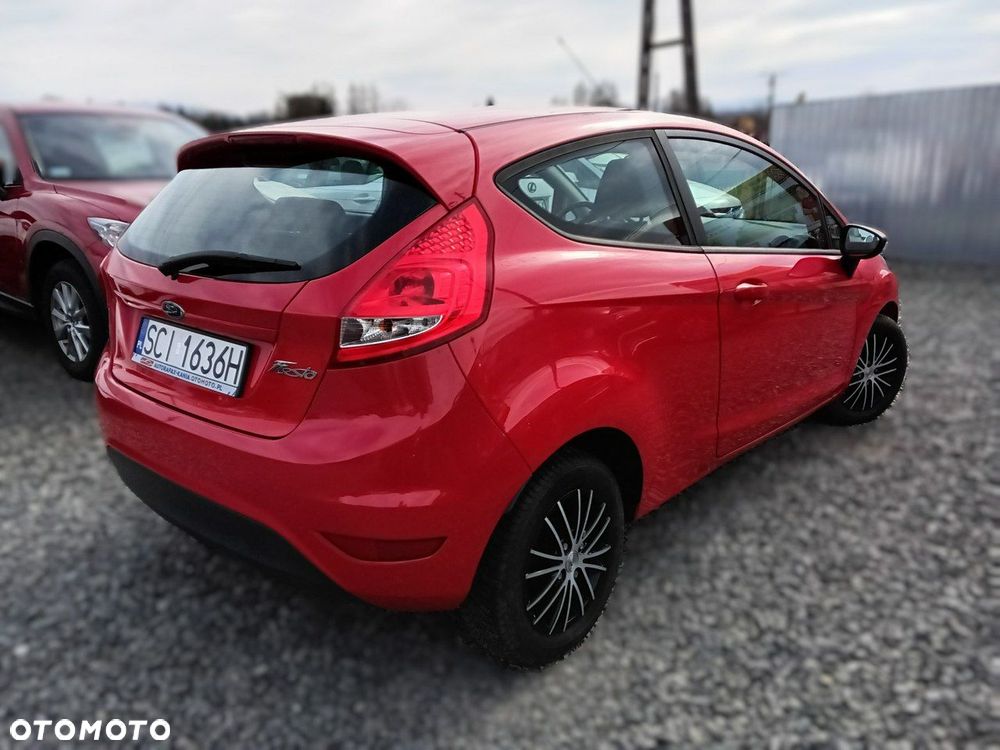 Ford Fiesta - 2