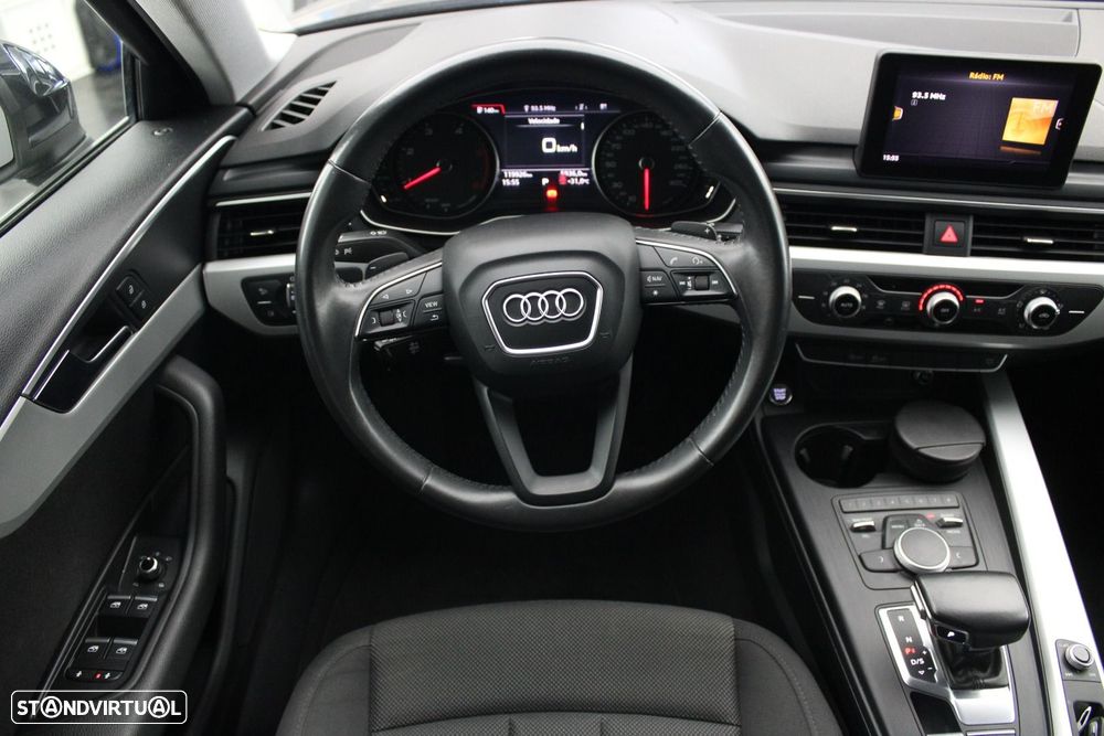 Audi A4 Avant 2.0 TDI S tronic - 11