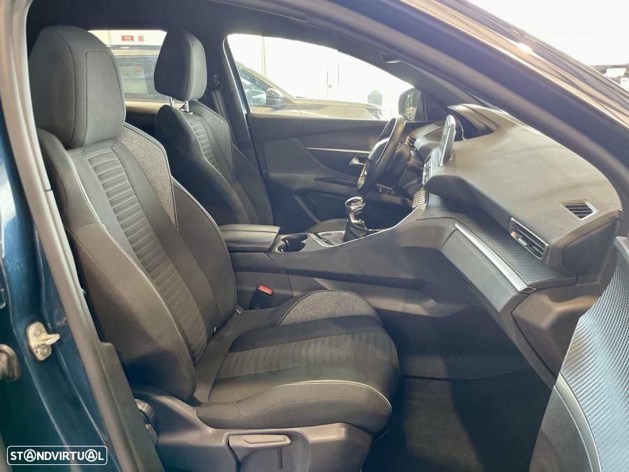Peugeot 3008 1.2 PureTech Active Pack - 25