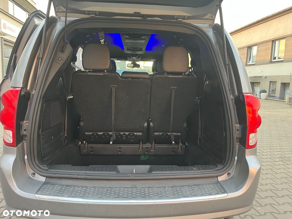 Dodge Grand Caravan 3.6 R/T - 6