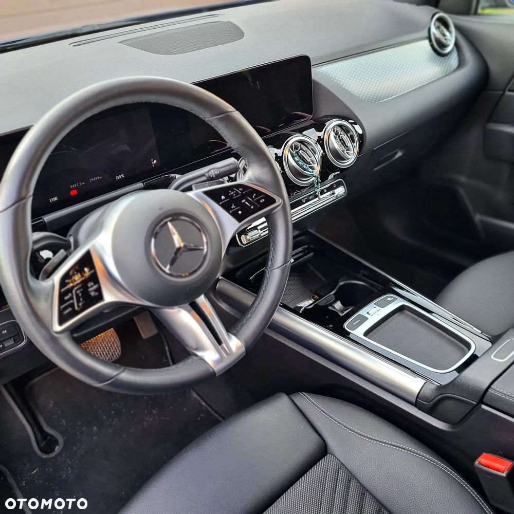 Mercedes-Benz EQA - 6