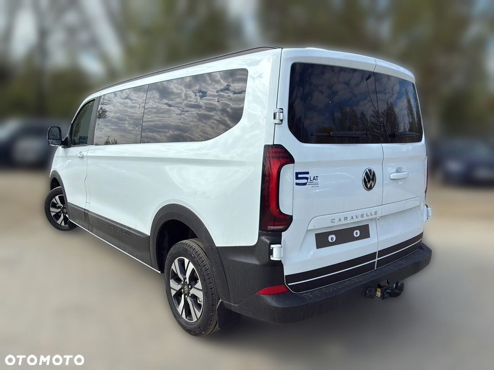 Volkswagen Caravelle - 5