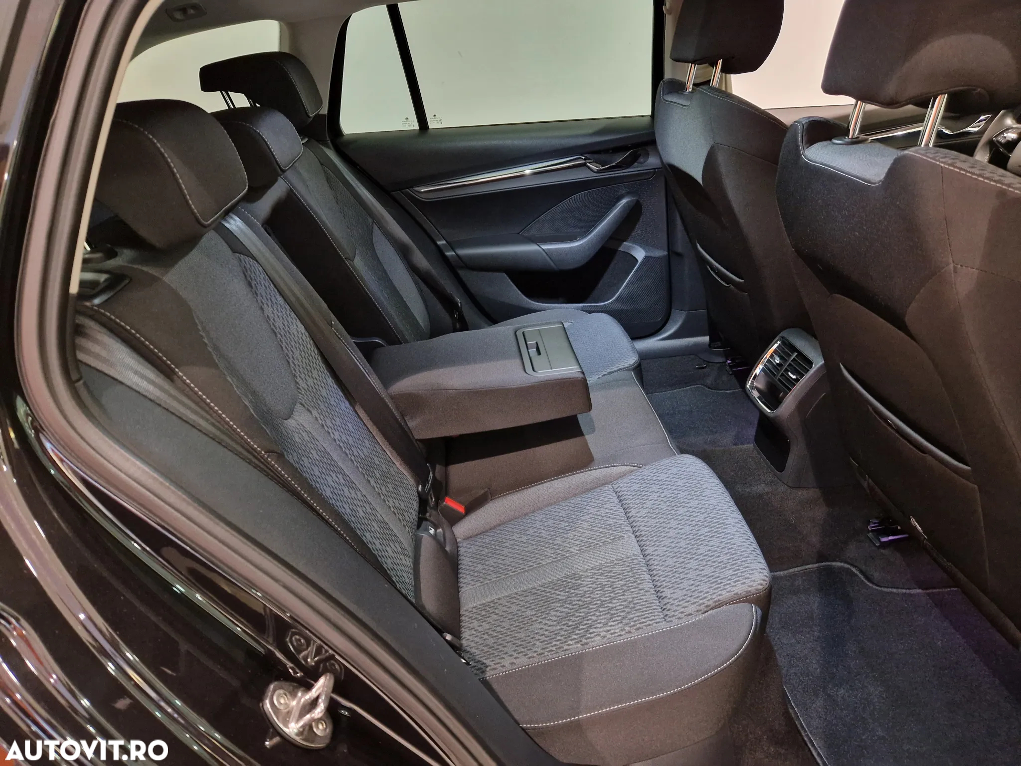 Skoda Octavia Combi 1.4 TSI iV DSG Style - 13