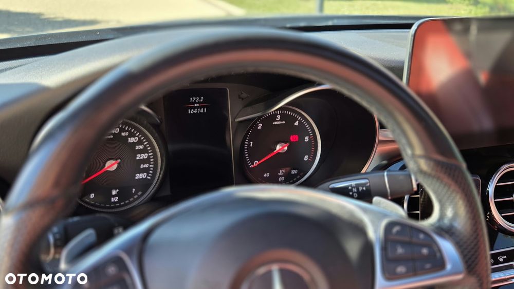 Mercedes-Benz Klasa C 250 d 9G-TRONIC AMG Line - 11