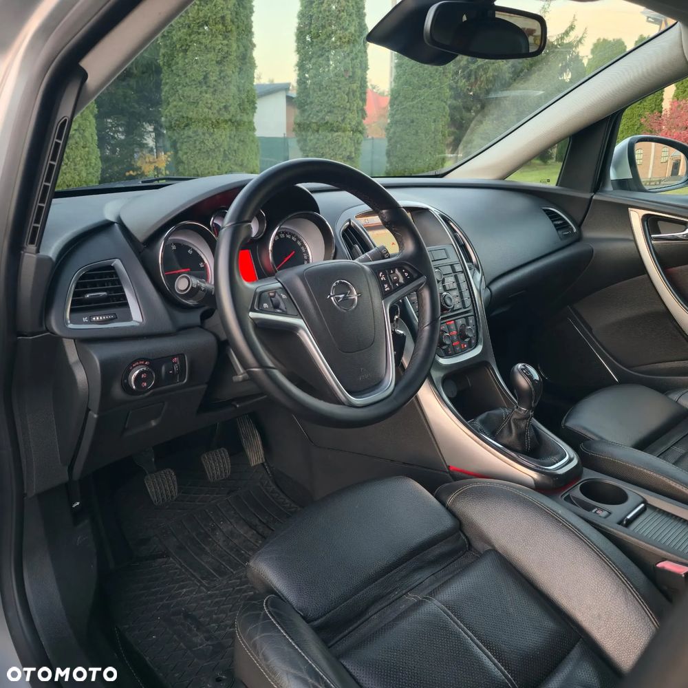 Opel Astra 1.7 CDTI DPF Cosmo - 22