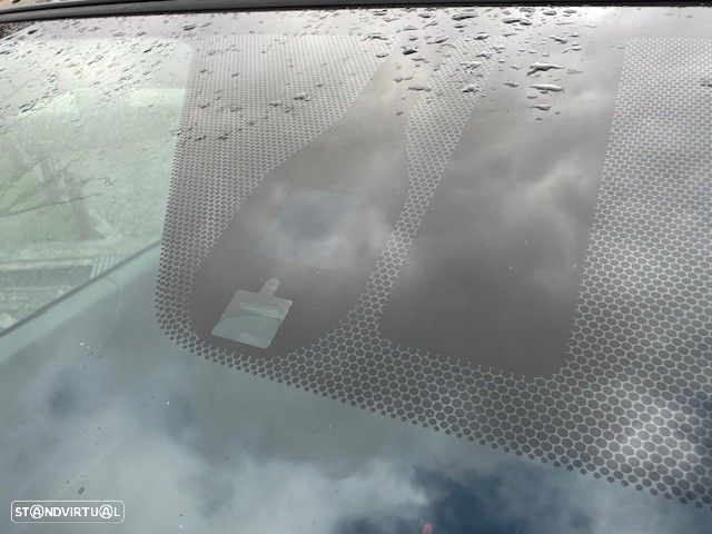 Toyota Yaris 1.4 D-4D High Pack+NAVI - 22