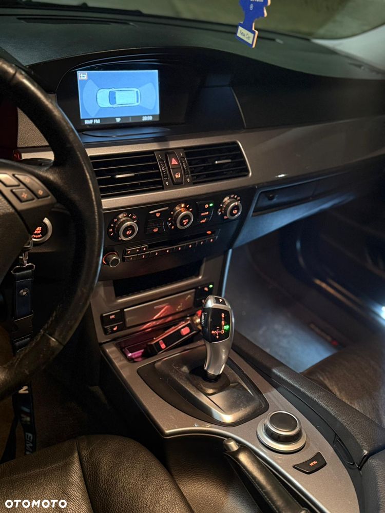 BMW Seria 5 - 35