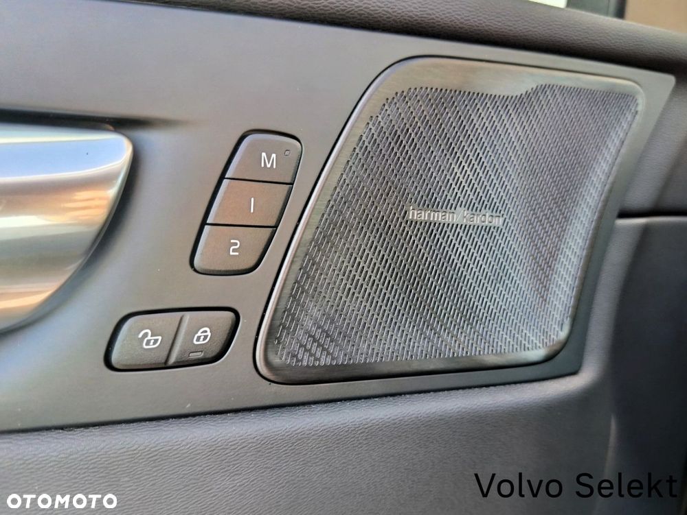 Volvo XC 60 - 26