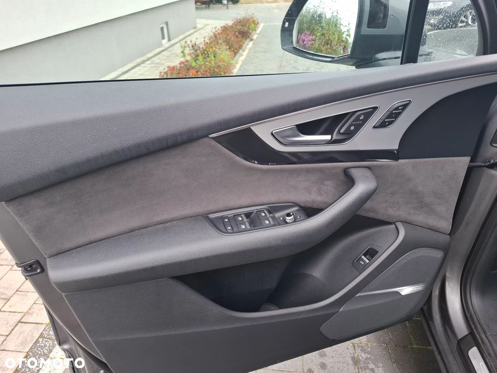 Audi Q7 3.0 TDI Quattro Tiptronic - 16