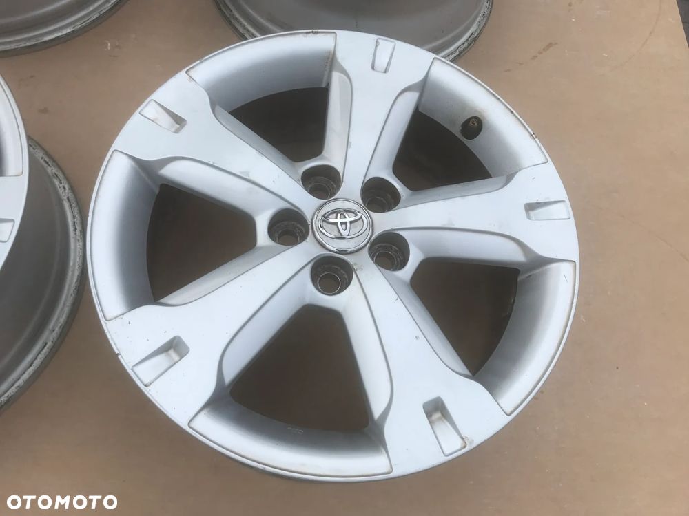 Felgi Toyota Avensis T25 Prius 6,5x16 5x100 ET39 - 5