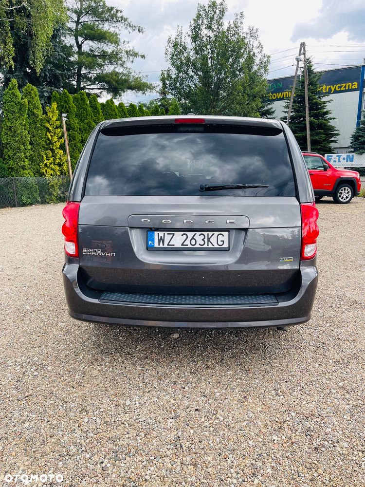 Dodge Grand Caravan 3.6 Express - 21