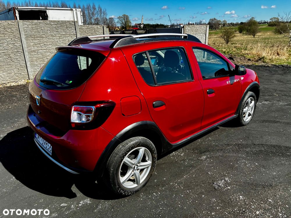 Dacia Sandero TCe 90 Laureate - 11