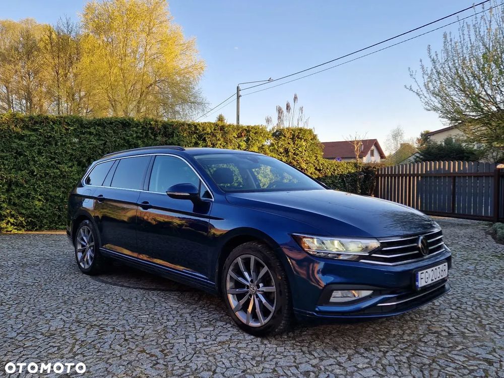 Volkswagen Passat 2.0 TDI SCR DSG Business - 1