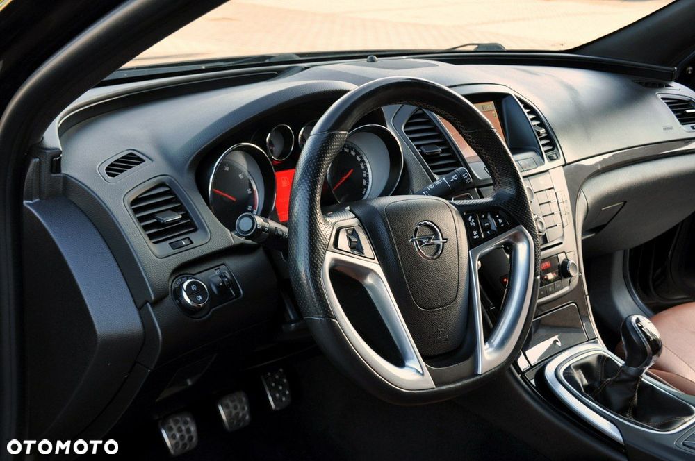 Opel Insignia - 23