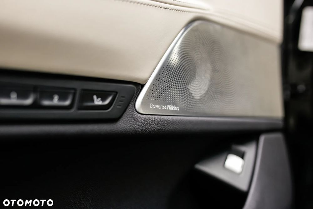 BMW Seria 7 750d xDrive sport - 39